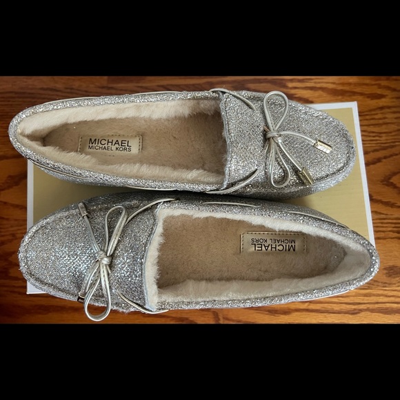 Michael Kors Sutton Moccasins With Sheared Lamb Fur Lining - Picture 6 of 10